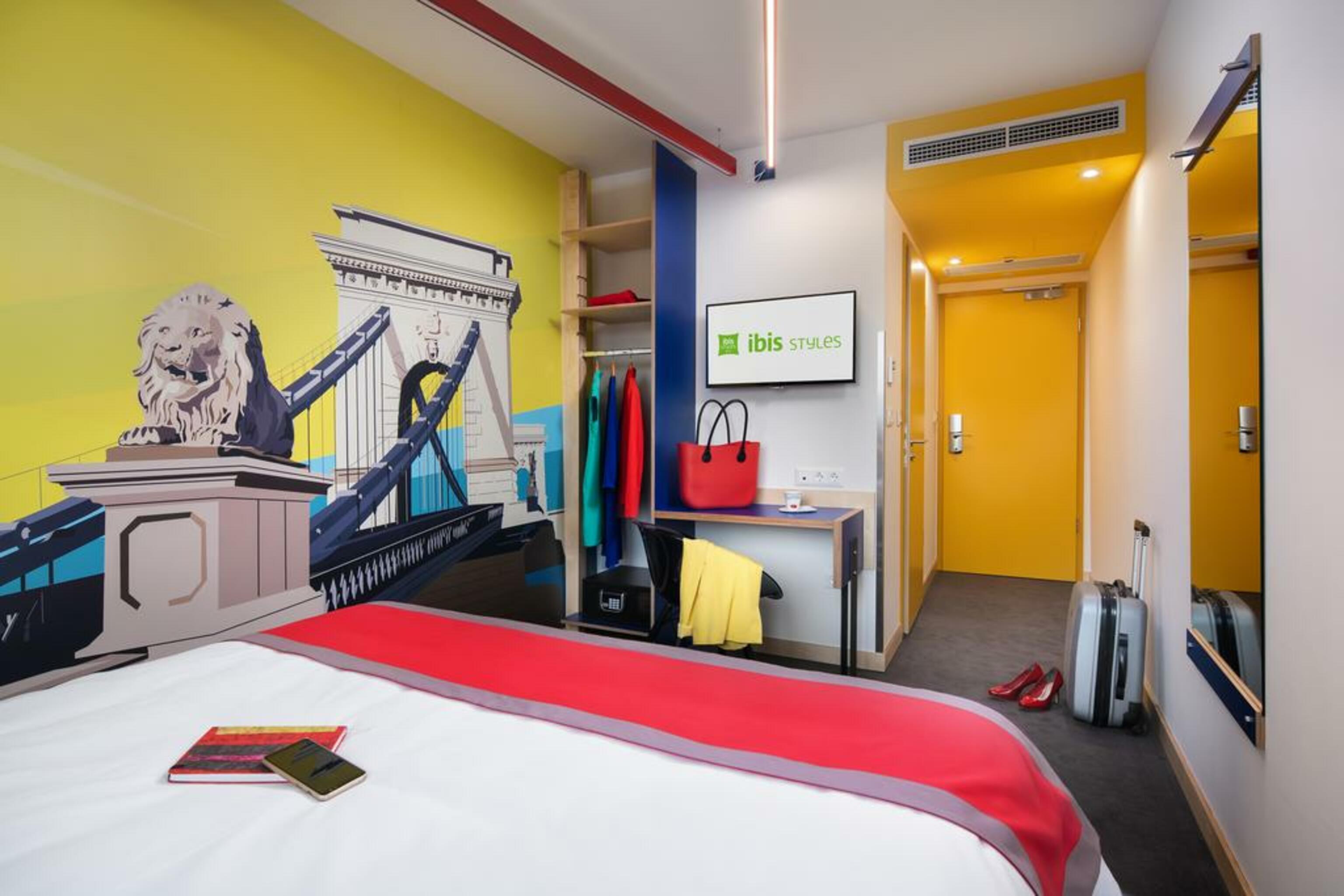 Ibis Styles Budapest Citywest Hotel Exterior photo